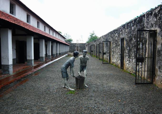 con-dao-prison